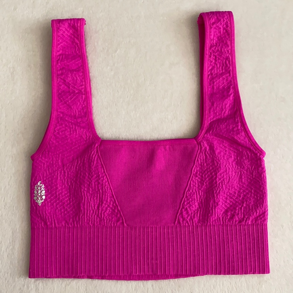 FP Movement Free People Good Karma SquareNeck Sports Bra NEW unworn look at logo